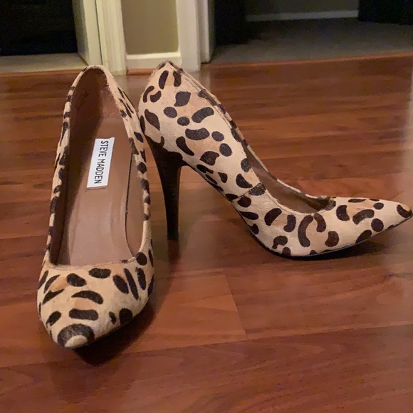 Heels - Picture 1 of 3